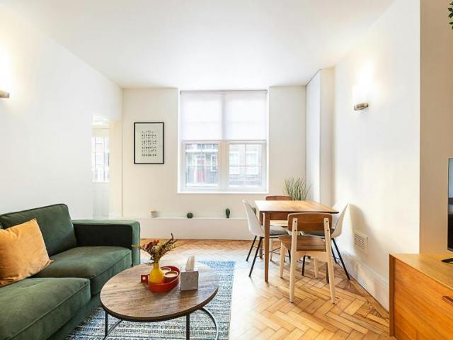 Apartment for rent in The Borough, Greater London