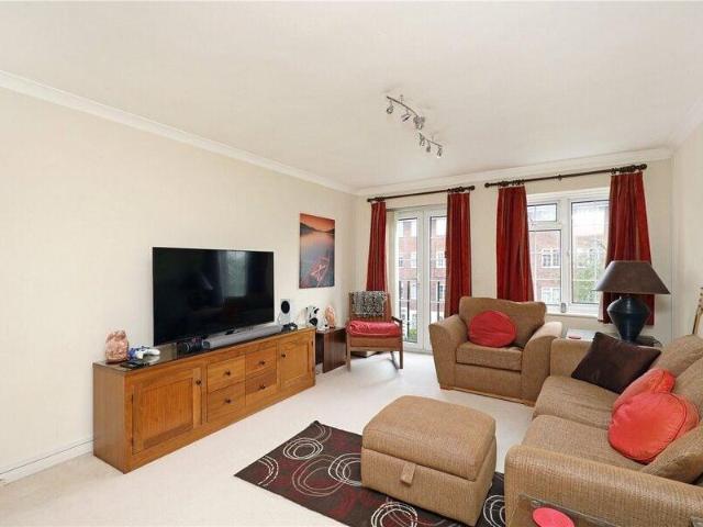 Apartment for sale in City of London, Greater London