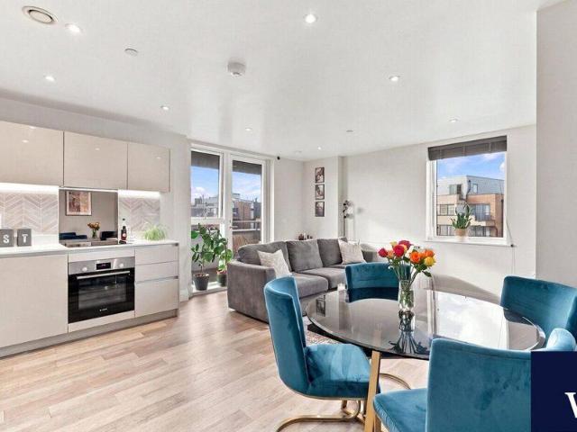 Apartment for sale in City of London, Greater London