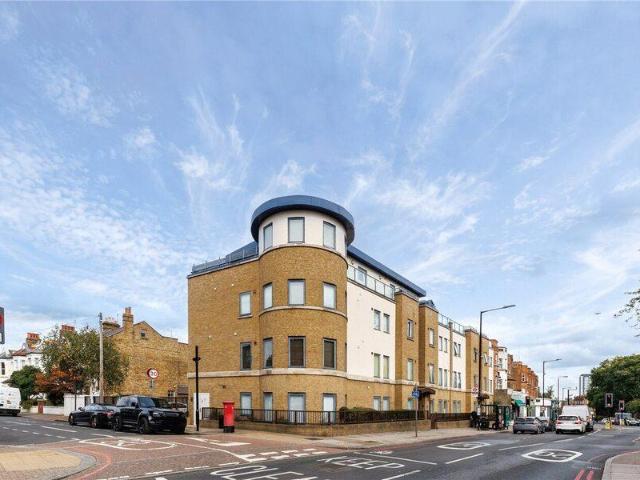 Apartment for sale in City of London, Greater London
