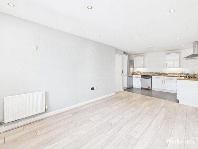 Apartment for sale in City of London, Greater London