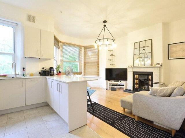Apartment for sale in City of London, Greater London