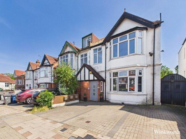 Apartment for sale in City of London, Greater London