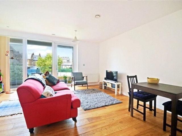 Apartment for sale in City of London, Greater London