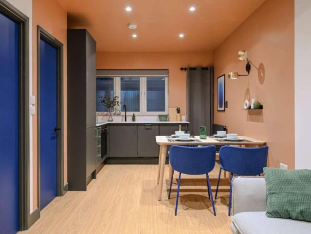 Apartment for rent in Lyons, Greater London