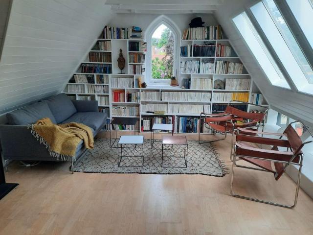 Apartment for rent in Lyons, Greater London