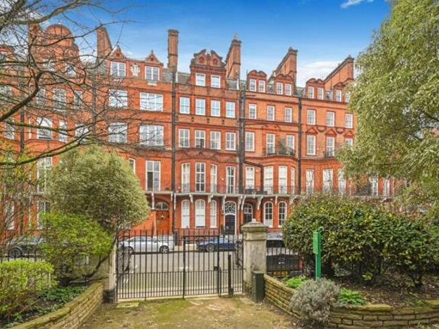 Apartment for sale in Chelsea, Greater London