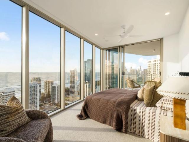 Apartment for sale in Main Beach, Gold Coast City
