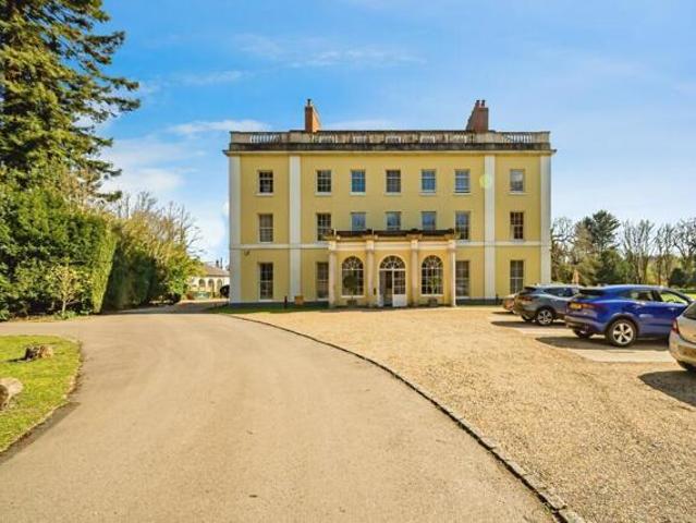 Apartment for sale in Marlow