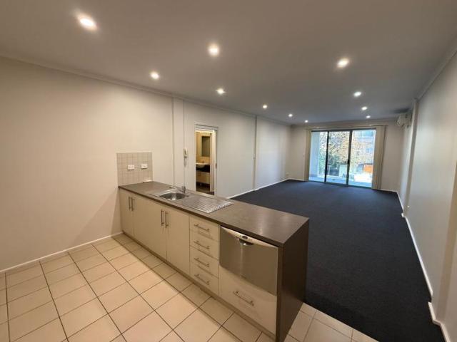 Apartment for rent in Woden, Australian Capital Territory