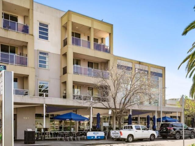 Apartment for rent in Mawson, District of Woden Valley