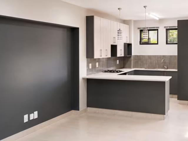 Apartment for sale in Hartbeespoort Dam Nature Reserve, North West
