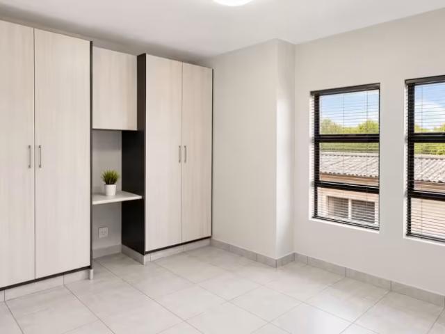 Apartment for sale in Hartbeespoort Dam Nature Reserve, North West