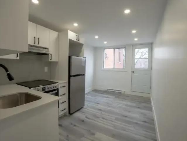 Apartment for rent in St. Leonard's, Quebec