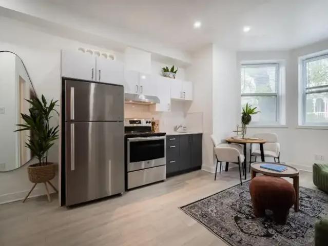 Apartment for rent in St. Leonard's, Quebec