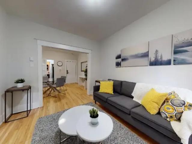 Apartment for rent in St. Leonard's, Quebec