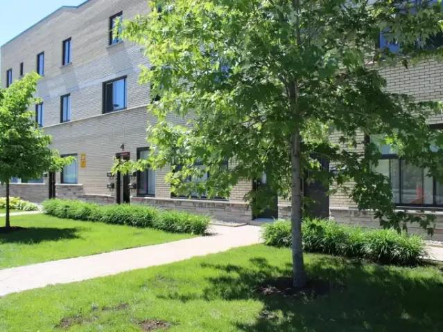 Apartment for rent in St. Leonard's, Quebec