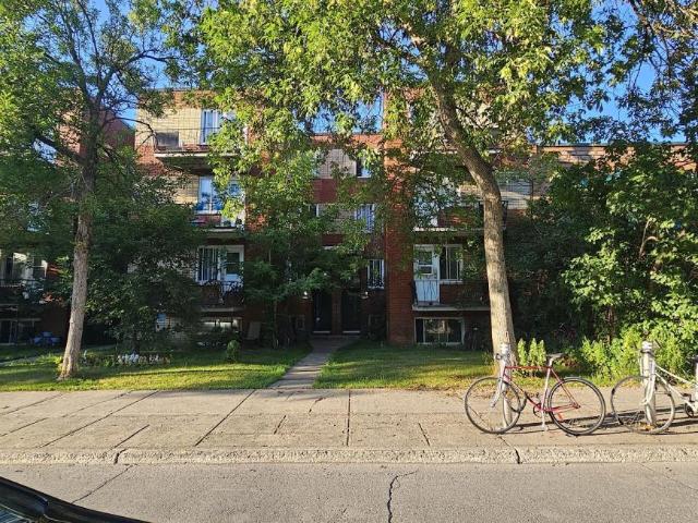 Apartment for rent in St. Leonard's, Quebec