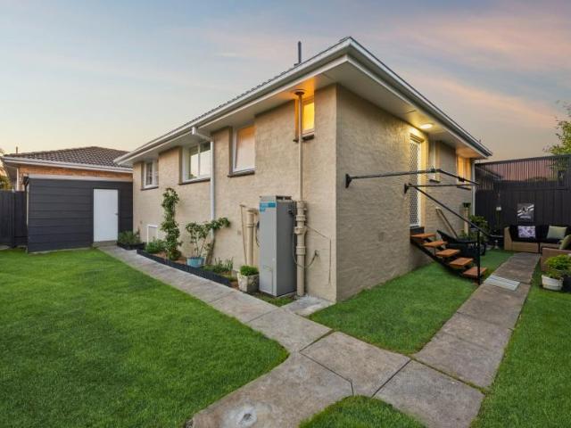 Apartment for sale in Mordialloc, Melbourne