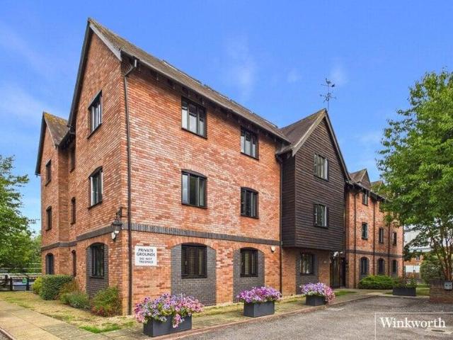 Apartment for sale in Newbury Wharf, Newbury