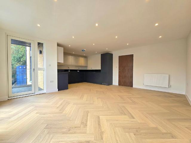 Apartment for rent in London Borough of Croydon, Norbury