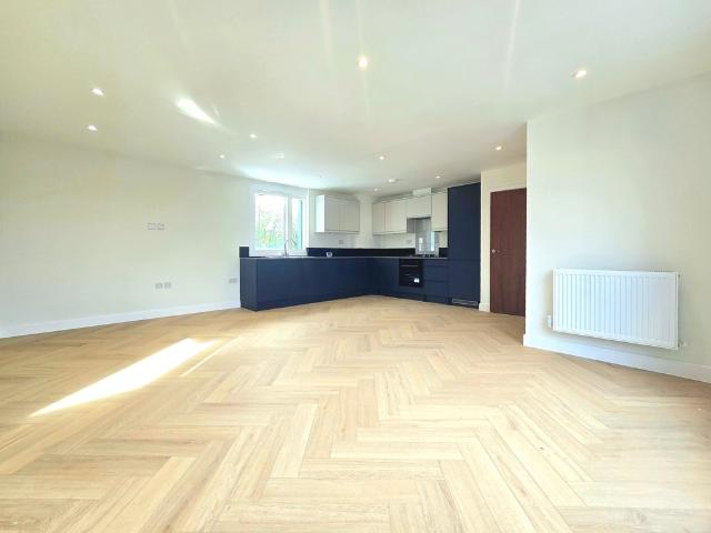 Apartment for rent in London Borough of Croydon, Thornton Heath