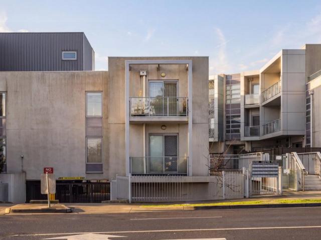 Apartment for sale in Camerons Creek, Victoria
