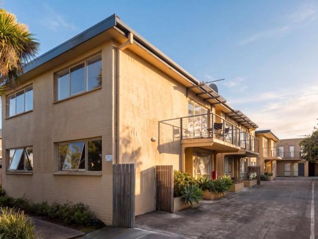Apartment for sale in Oakleigh, Melbourne