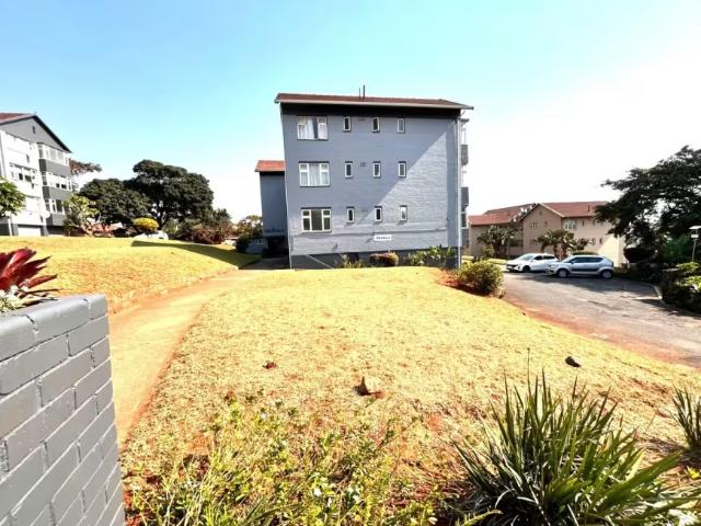 Apartment for sale in Ocean View, City of Cape Town