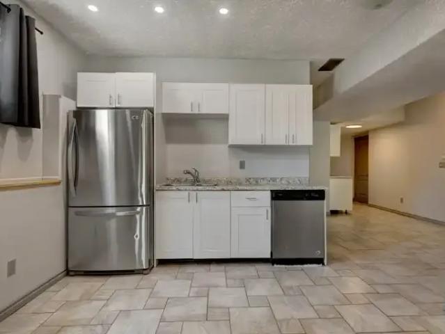 Apartment for rent in Westmount, Okotoks