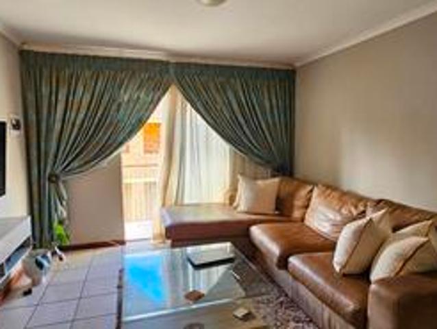 Apartment for sale in Waterkloof, Gauteng