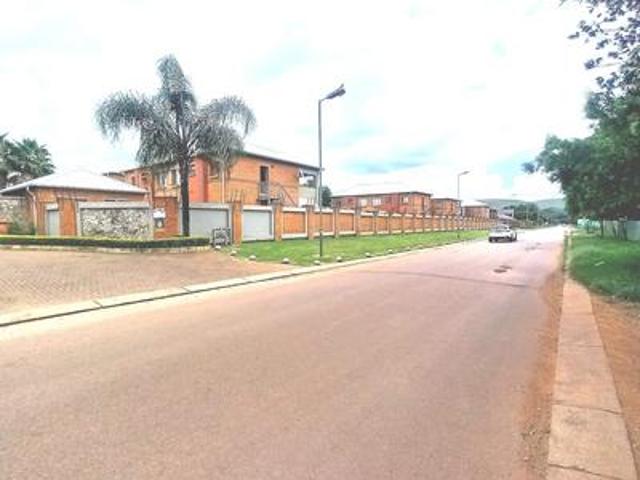 Apartment for sale in Waterkloof, Gauteng