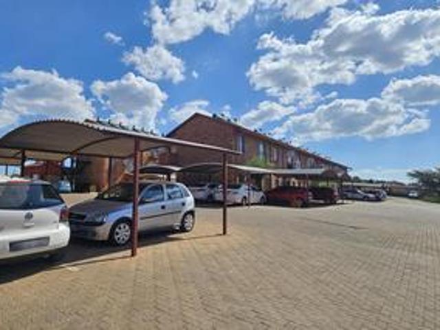 Apartment for sale in Waterkloof, Gauteng