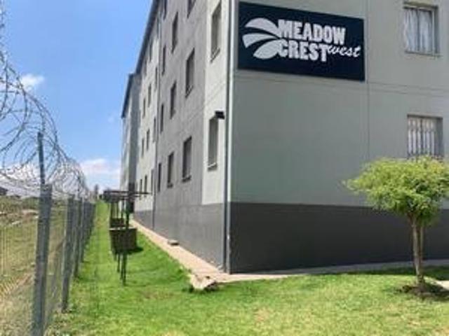 Apartment for sale in Nooitgedacht, Gauteng