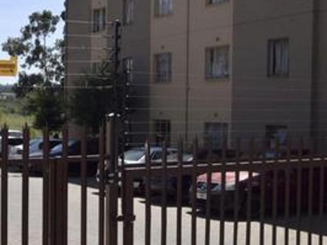 Apartment for sale in Nooitgedacht, Gauteng