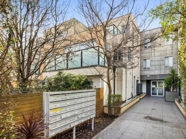 Apartment for rent in Ormond, Melbourne