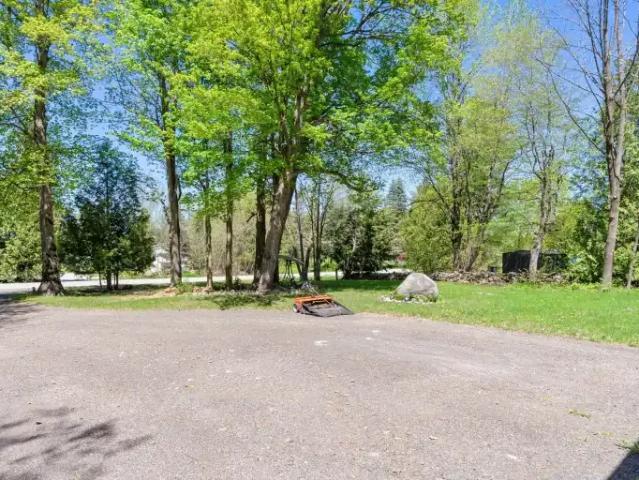 Apartment for rent in Oro-Medonte, Central Ontario