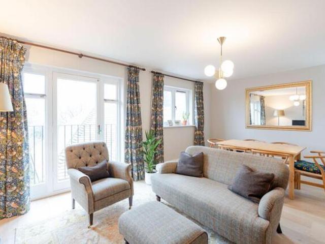 Apartment for sale in The Slade, Oxfordshire