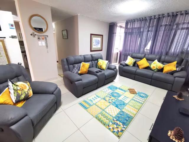 Apartment for sale in Newcastle, Kwazulu-natal