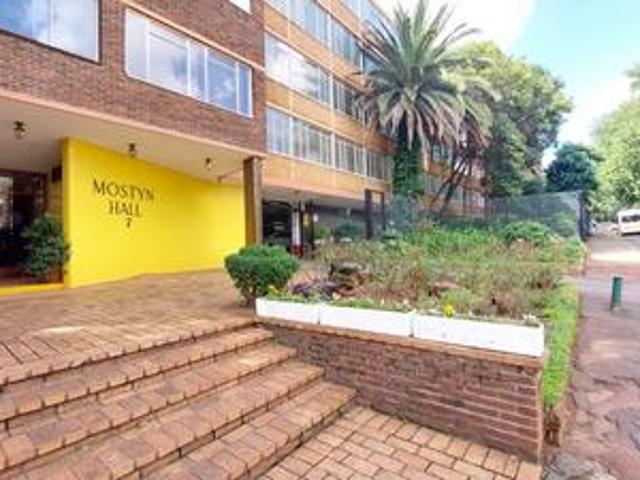 Apartment for sale in Vosloorus, Gauteng