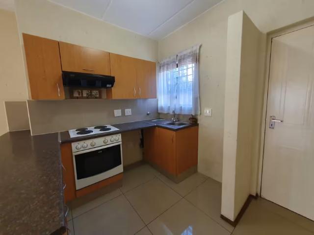 Apartment for rent in Paulshof, Alexandra