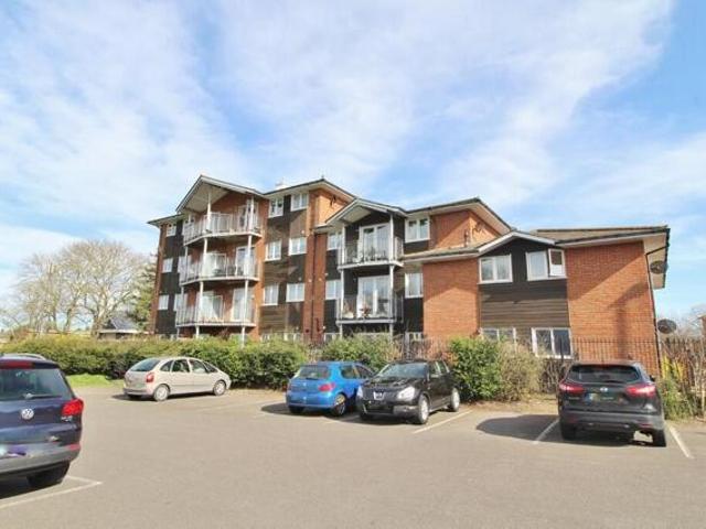 Apartment for sale in Eastney, City Of Portsmouth