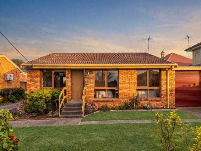 Apartment for sale in Preston, Melbourne