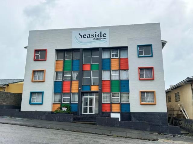 Apartment for sale in Quigney, East London