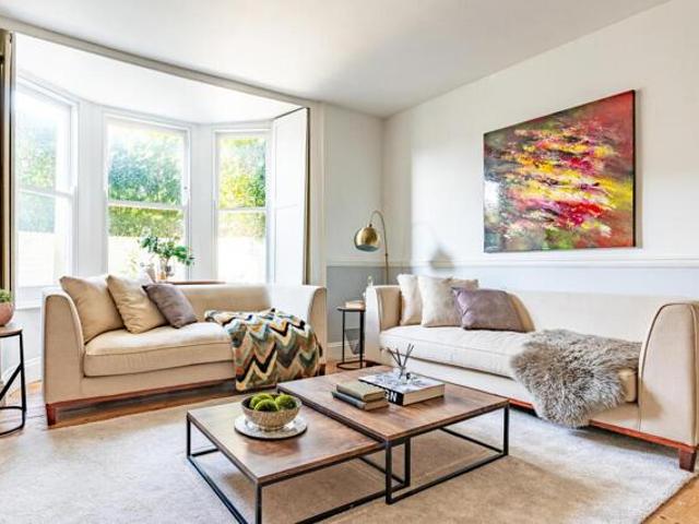 Apartment for sale in Redland, Redland