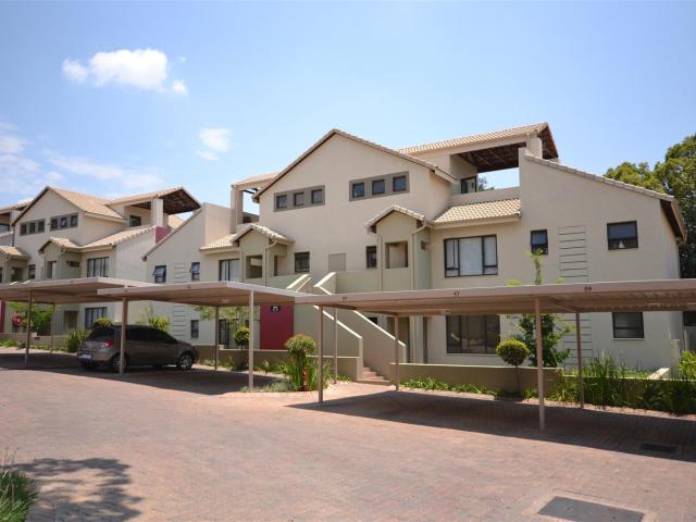 Apartment for rent in Johannesburg Ward 103, Randburg