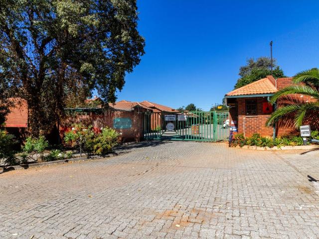 Apartment for rent in Nooitgedacht, Gauteng