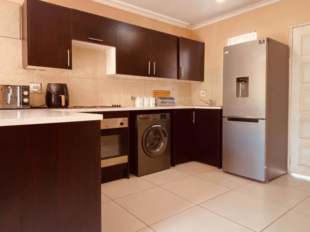 Apartment for rent in Douglasdale, Randburg