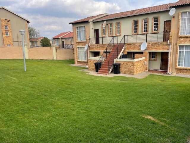 Apartment for rent in Nooitgedacht, Gauteng