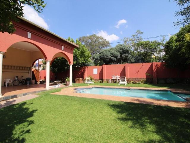Apartment for rent in North & Sandton, Randburg